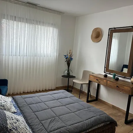 Petit Paradis Βίλα Ναρμπόν